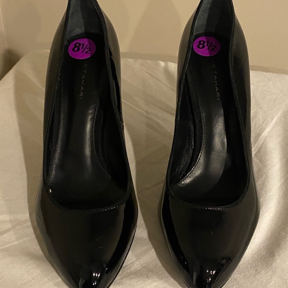 Sexy paten leather black heels, brand new with tags, Check out the unique heels! - Picture 2 of 4